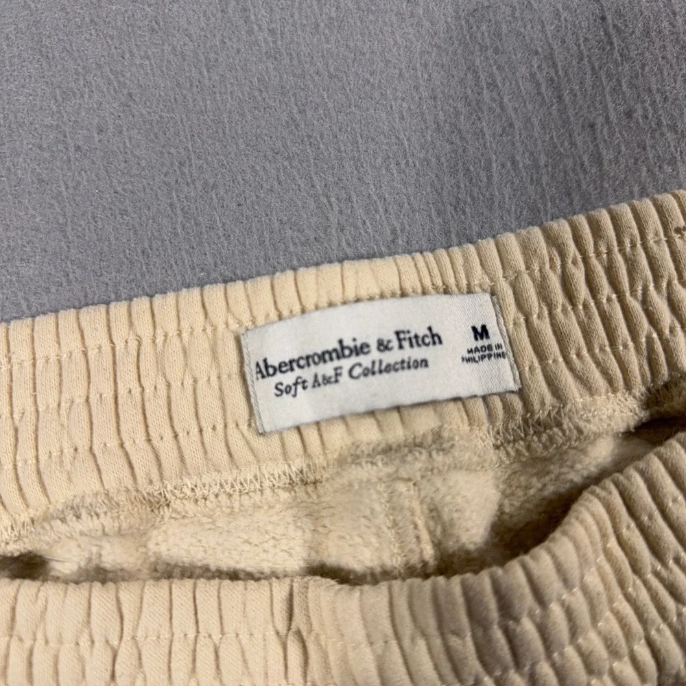 Abercrombie and Fitch Sweatpants Women Medium‎ Cream Fleece Wide Leg Lounge